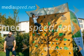 Športni izzivi so navdušili otroke - plezalna stena