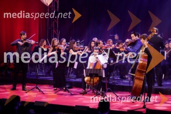 Orkester Cantabile pod vodstvom Marjana Grdadolnika